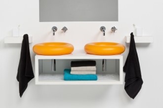 Un salvagente in bagno